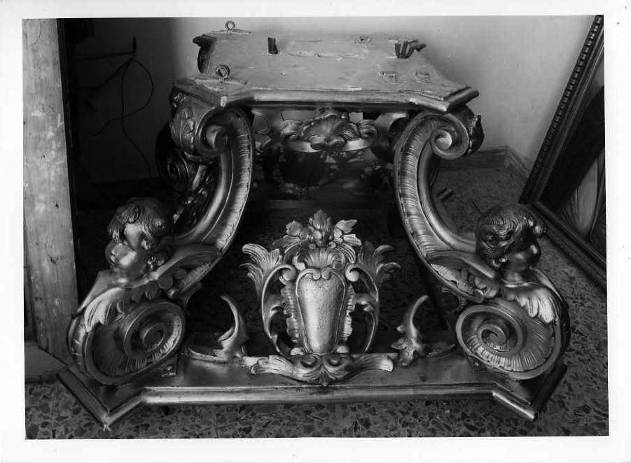 piedistallo di statua - bottega napoletana (seconda metà sec. XIX)