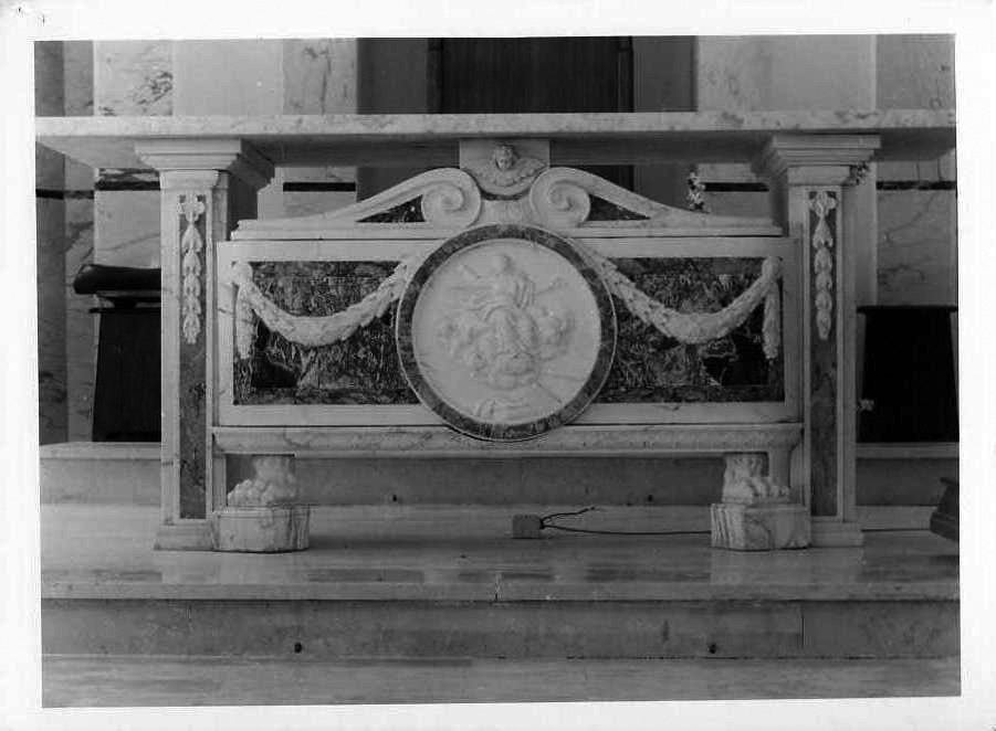 altare maggiore - bottega napoletana (primo quarto sec. XX)
