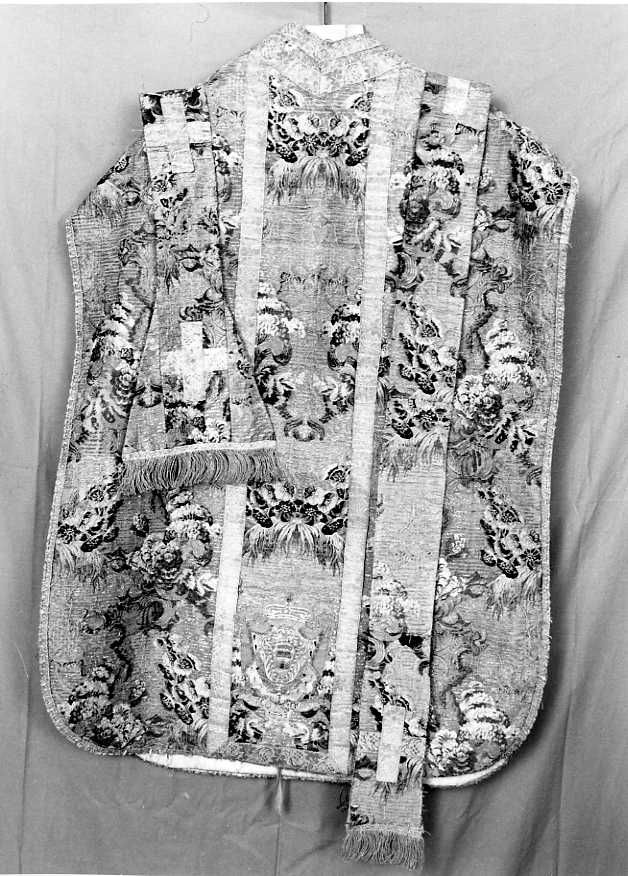 motivi decorativi floreali (paramento liturgico, insieme) - manifattura napoletana (sec. XVIII)