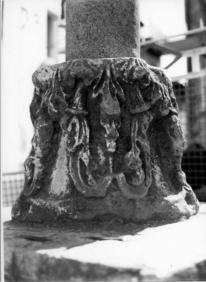 colonna - bottega campana (sec. XIV)