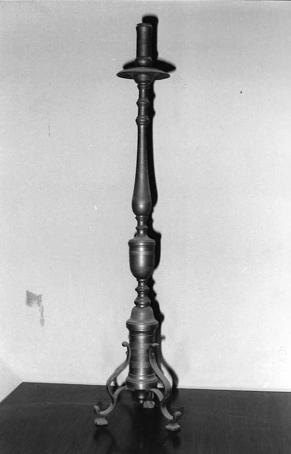 candeliere, serie - bottega campana (sec. XIX)