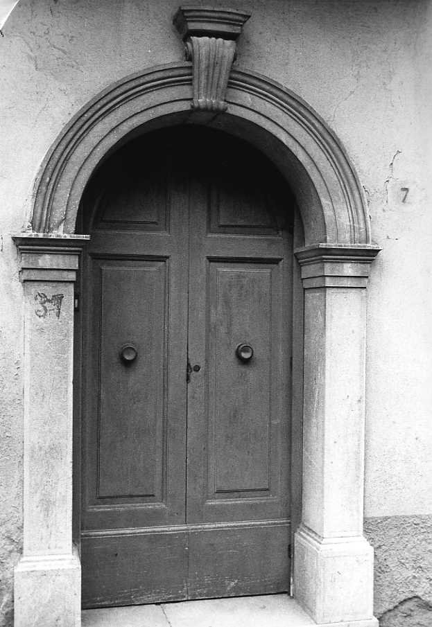 mostra di portale - bottega beneventana (fine/inizio secc. XIX/ XX)