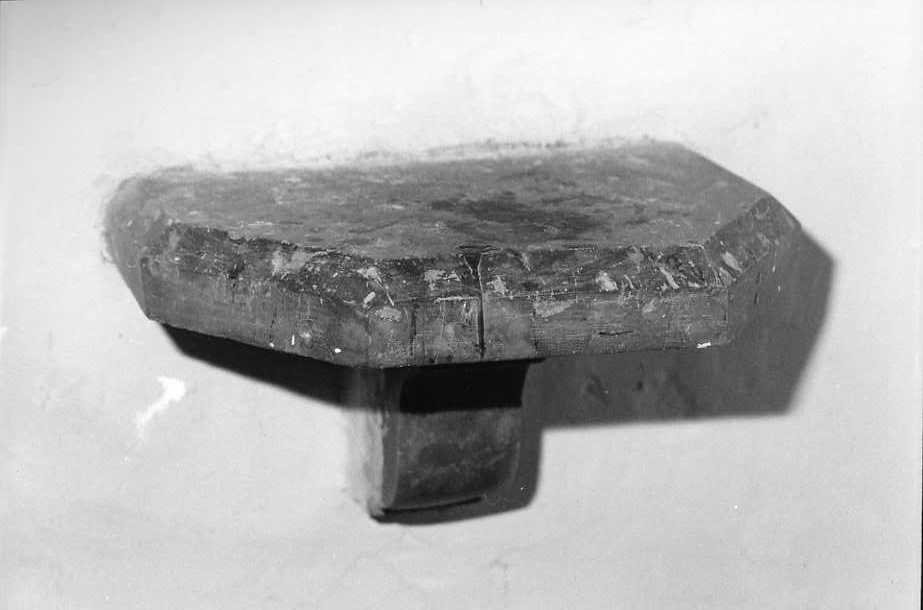 mensola - bottega campana (sec. XVIII)