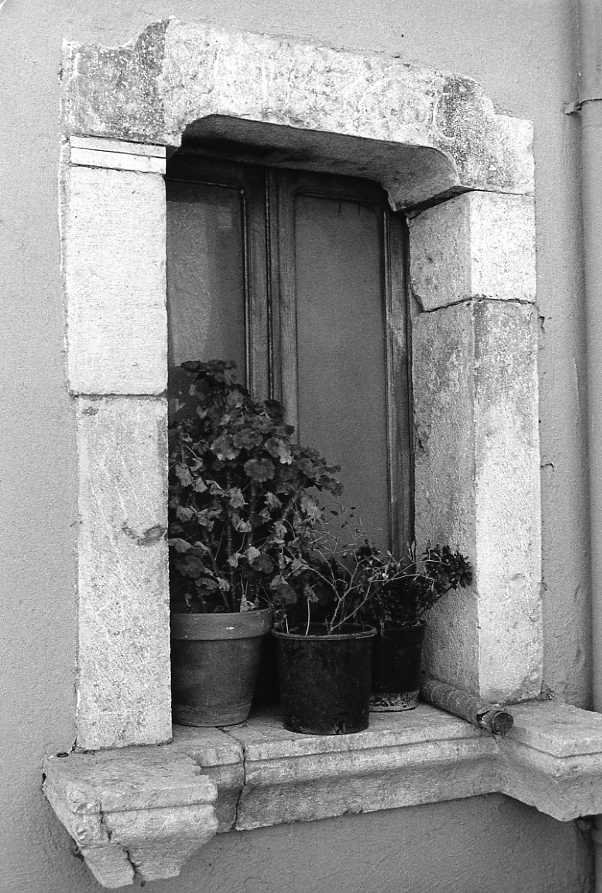 mostra di finestra - bottega campana (sec. XVII)