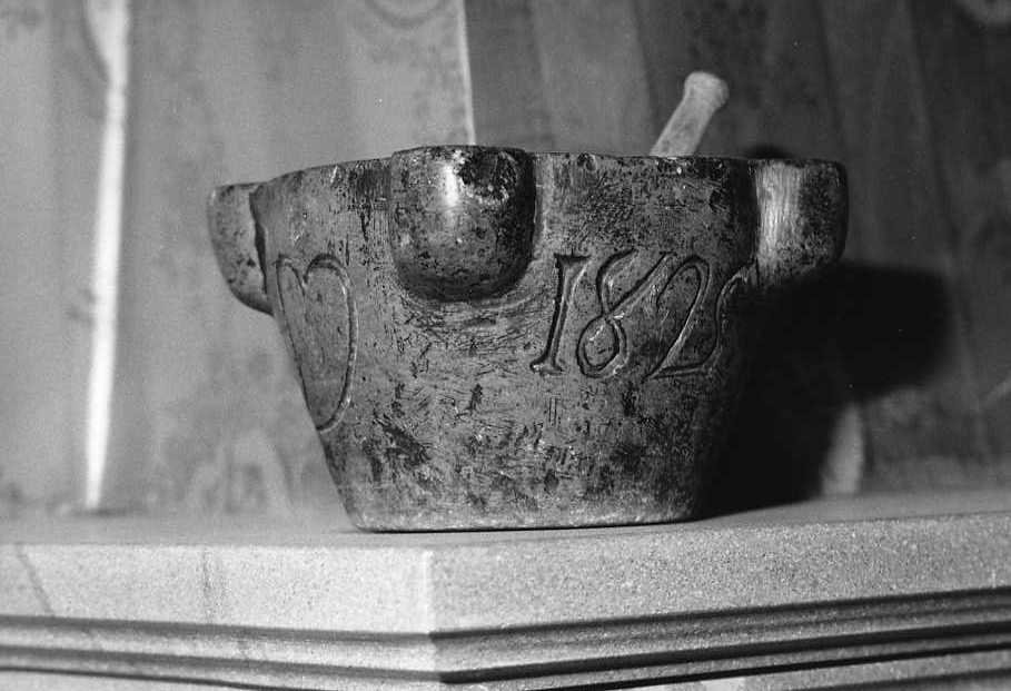 mortaio - bottega campana (sec. XIX)