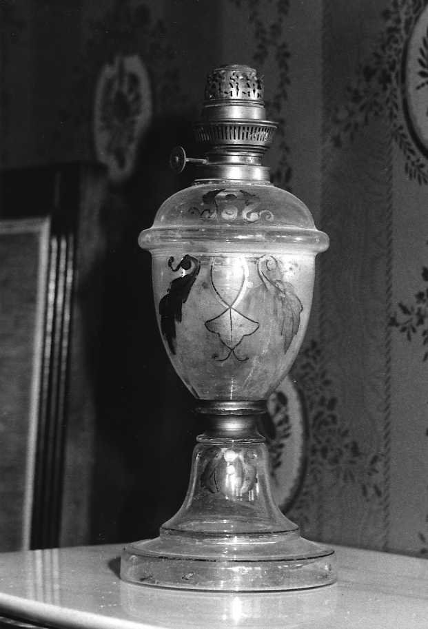 lampada a petrolio - bottega campana (inizio sec. XX)