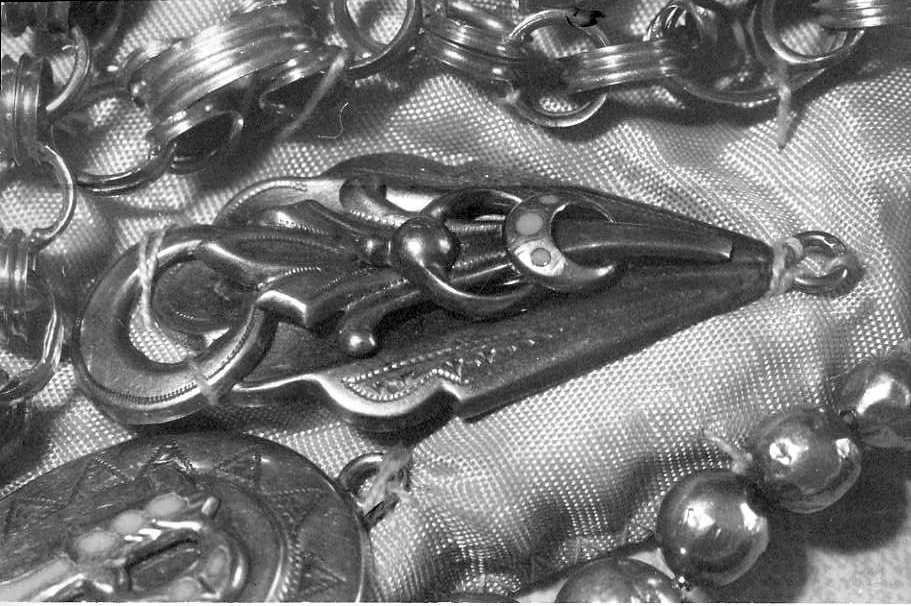 pendente - bottega campana (inizio sec. XX)