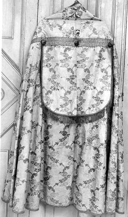 piviale, coppia - manifattura campana (sec. XIX)