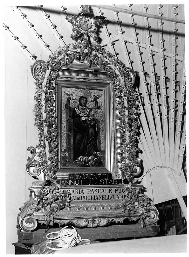 Madonna con Bambino in trono (dipinto) - ambito campano (sec. XX)