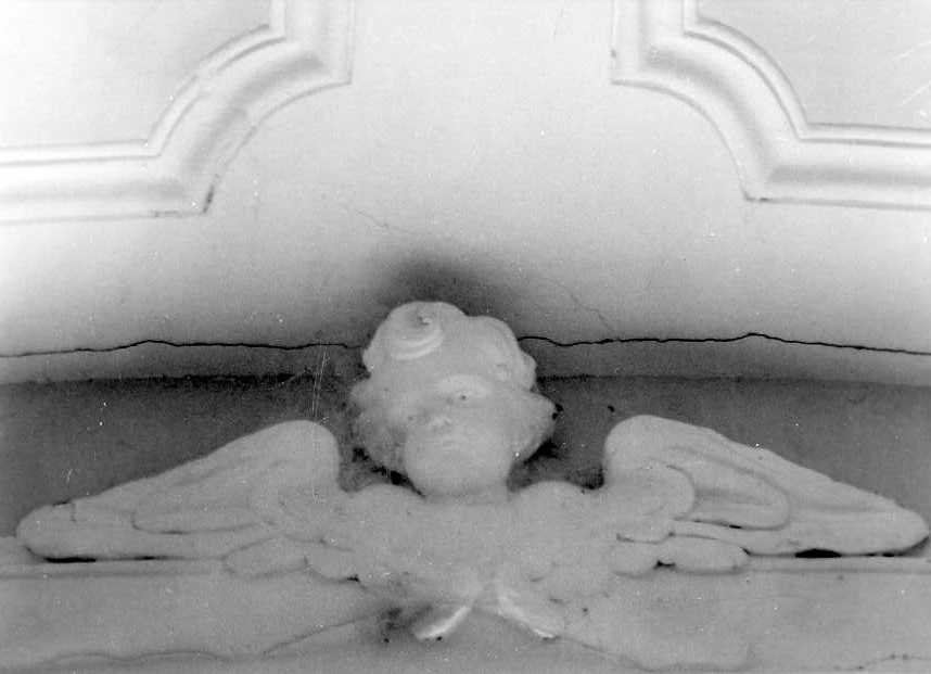 cherubino (decorazione plastica) di Capuano Pasquale (sec. XVIII)