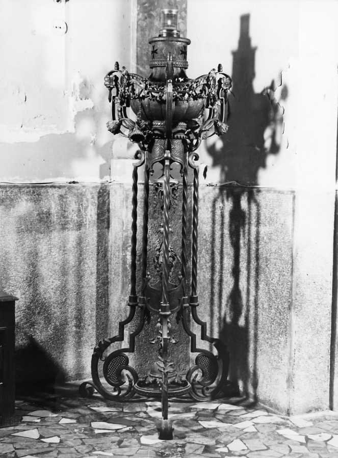 lampada - bottega campana (prima metà sec. XX)