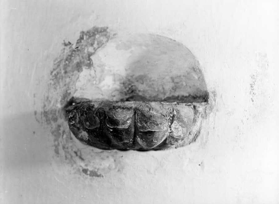 acquasantiera - bottega campana (sec. XVIII)