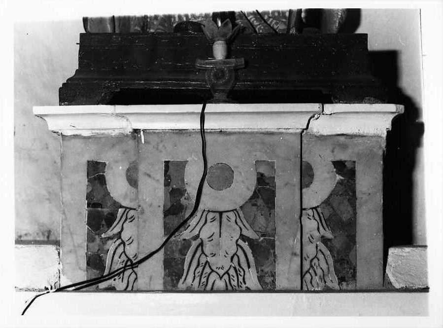 piedistallo di statua - bottega campana (sec. XVIII)