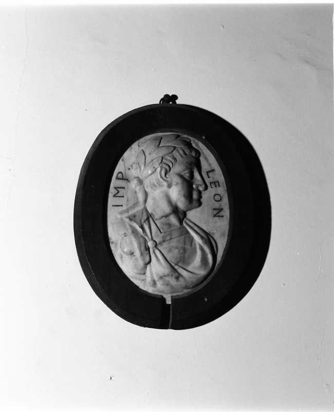 ritratto maschile di profilo (rilievo) - bottega campana (sec. XIX)