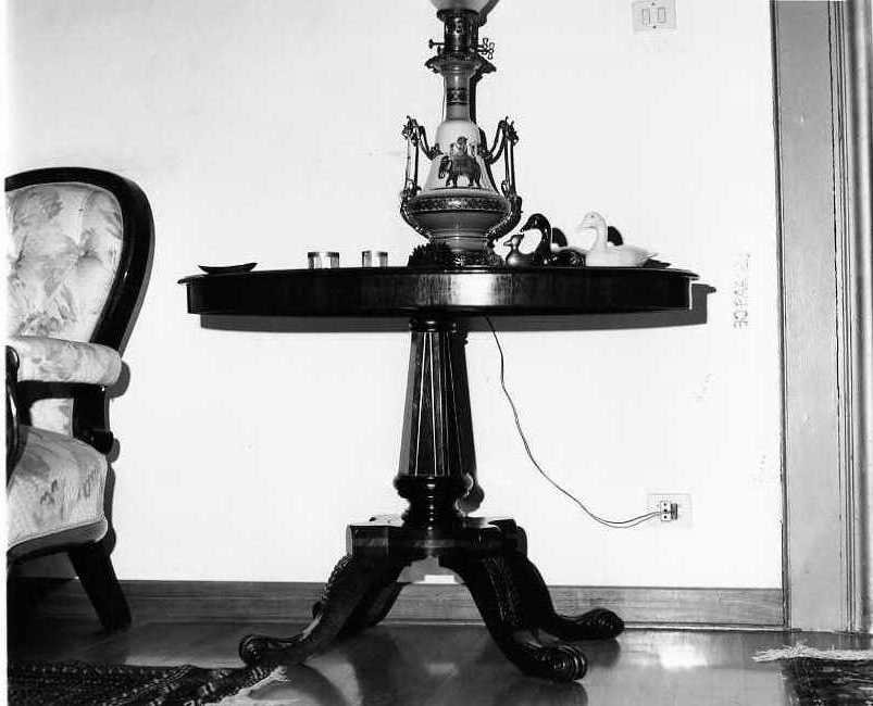 tavolino - bottega campana (sec. XIX)