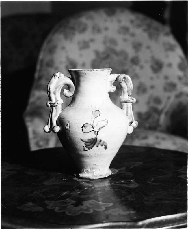 vasetto, serie - bottega campana (prima metà sec. XVIII)