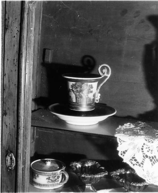 putto (tazza) - bottega campana (sec. XIX)