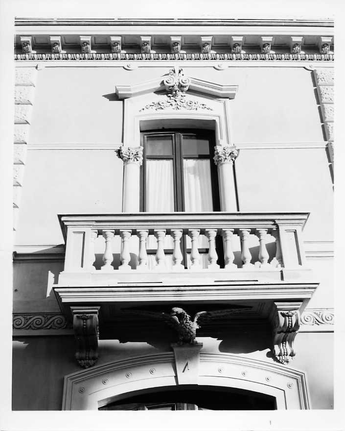 mostra di finestra - bottega campana (sec. XIX)