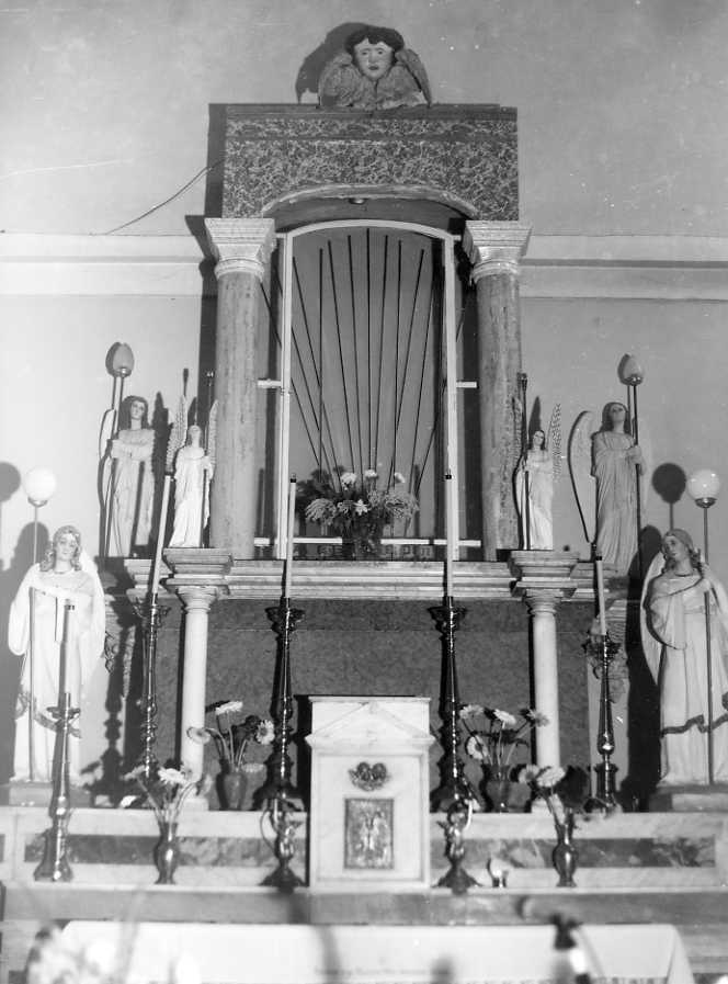 angelo reggicandelabro (candelabro, serie) - bottega campana (prima metà sec. XX)