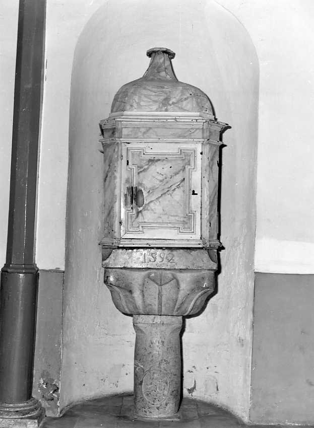 fonte battesimale - bottega campana (sec. XVI)