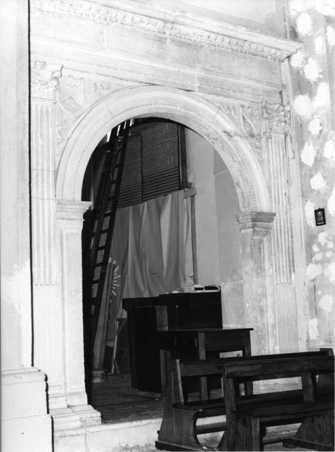 portale - bottega campana (prima metà sec. XVIII)