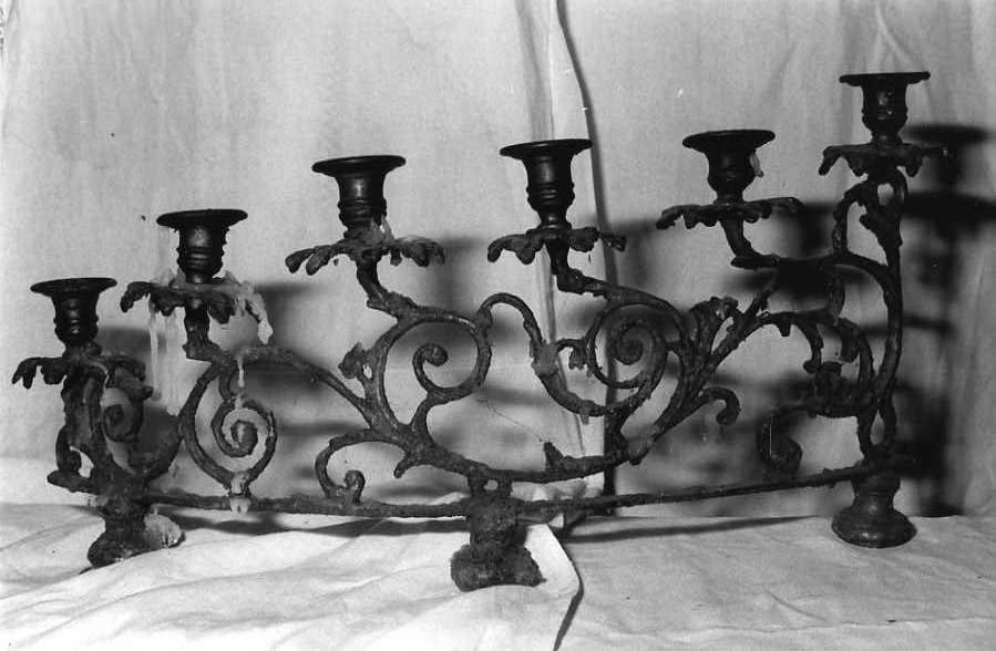 candelabro, serie - bottega campana (inizio sec. XX)
