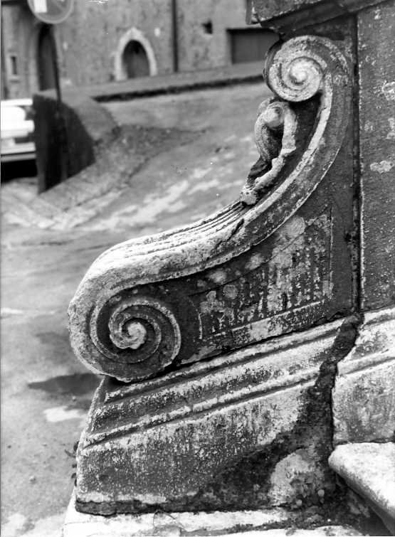 decorazione, coppia - bottega campana (sec. XVIII)