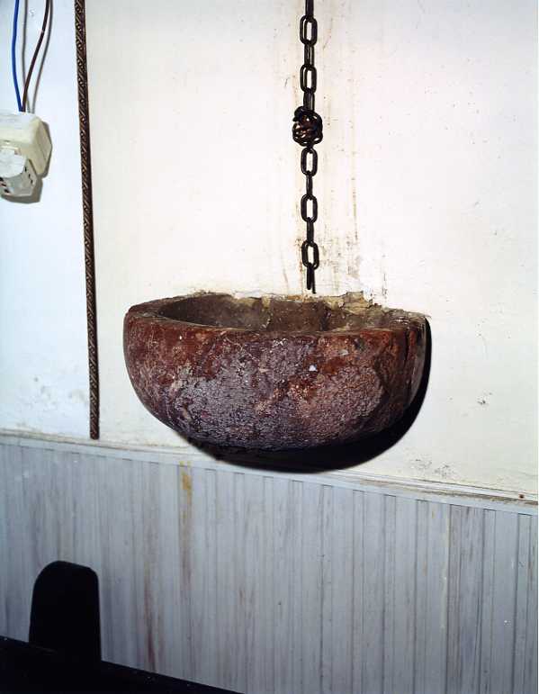 acquasantiera da parete - bottega campana (fine sec. XVIII)