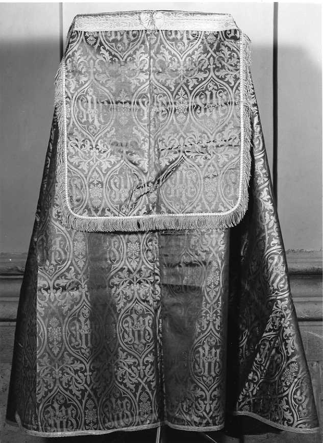 piviale - manifattura campana (prima metà sec. XX)