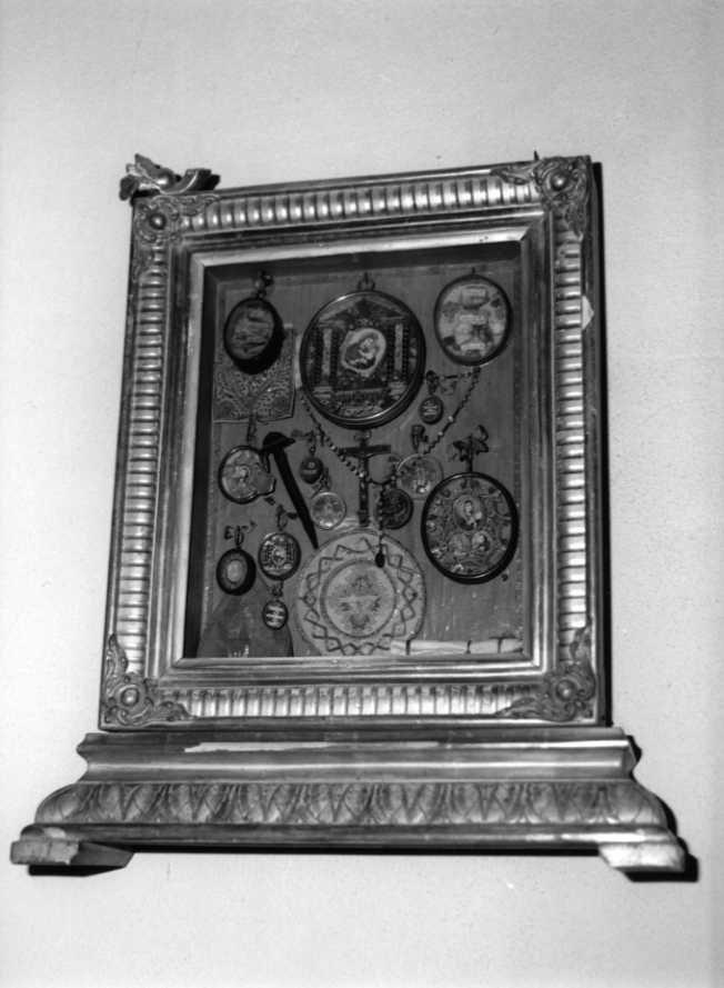 cornice - bottega napoletana (prima metà sec. XX)