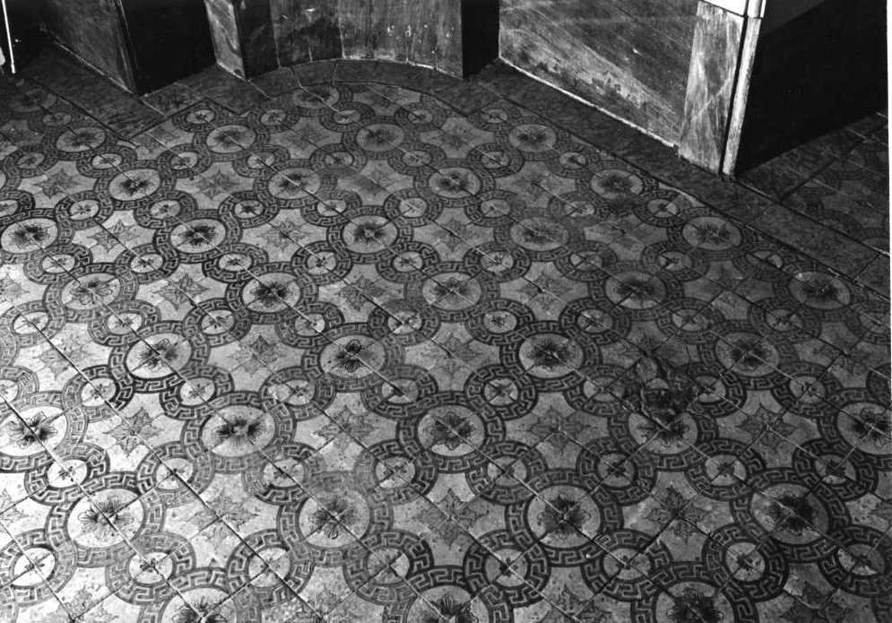 motivi decorativi geometrici (pavimento a mattonelle) di Famiglia Giustiniani (sec. XIX)