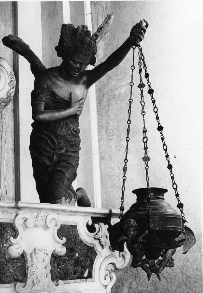 angelo reggilampada (scultura) di Parlato Michelangelo (sec. XX)