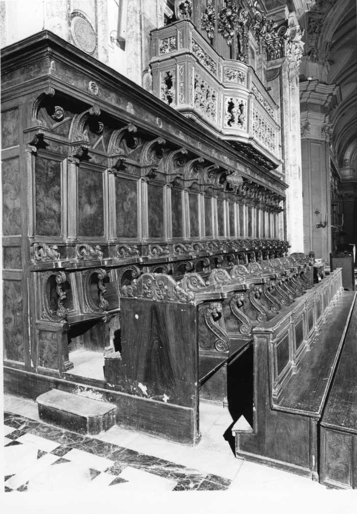 stalli del coro - bottega napoletana (prima metà sec. XVII)
