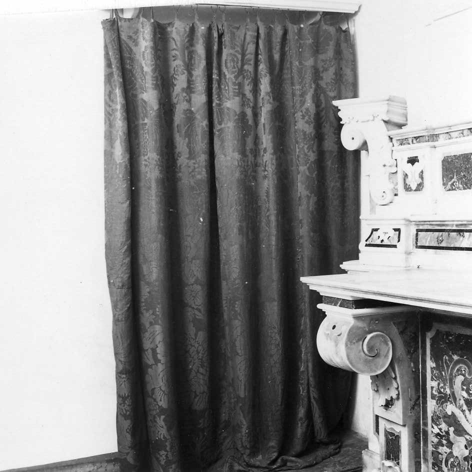 portiera da chiesa - manifattura napoletana (secc. XVII/ XVIII)