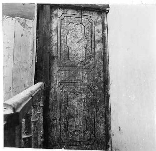 porta - ad un battente - bottega campana (seconda metà sec. XIX)