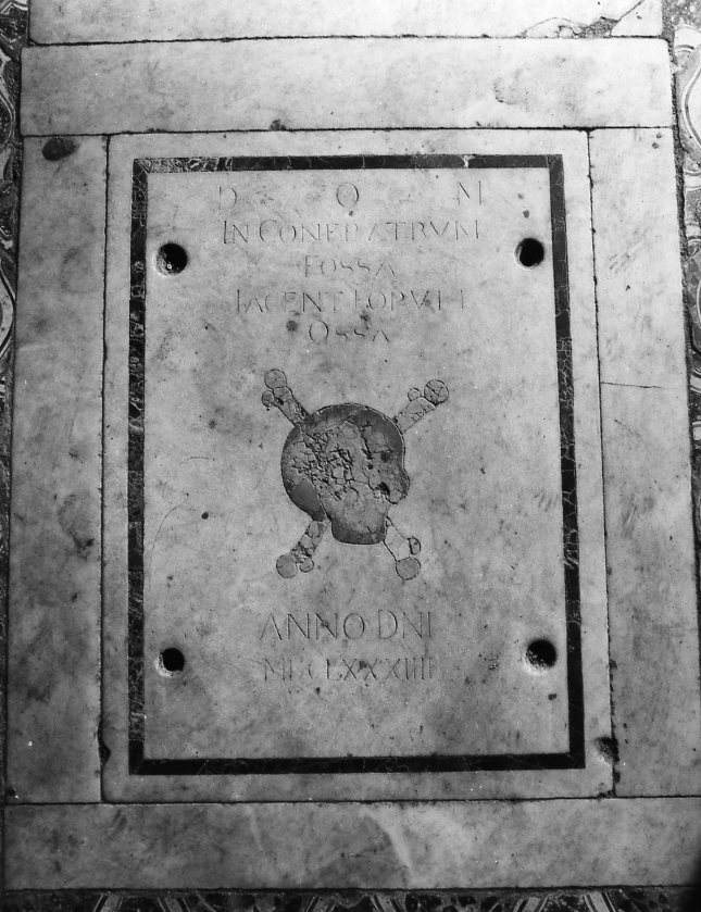 teschio (lastra tombale) - bottega campana (sec. XVII)