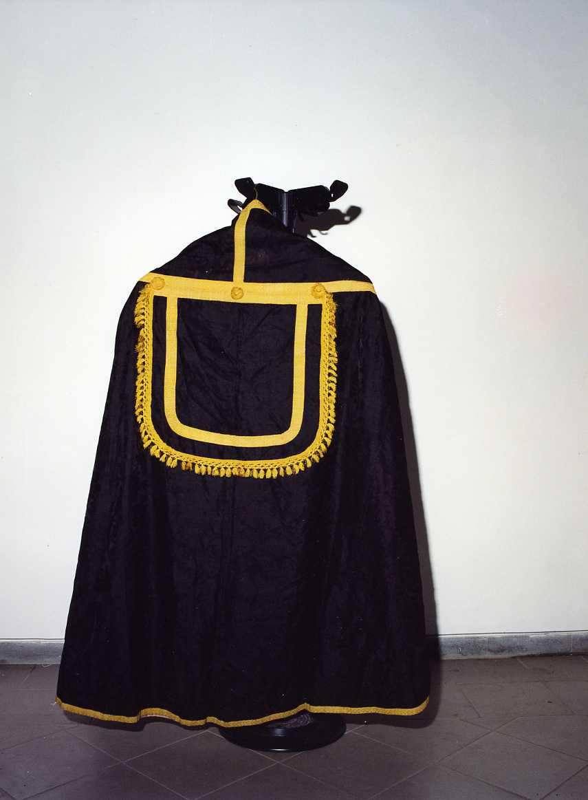 piviale - manifattura campana (sec. XVIII)