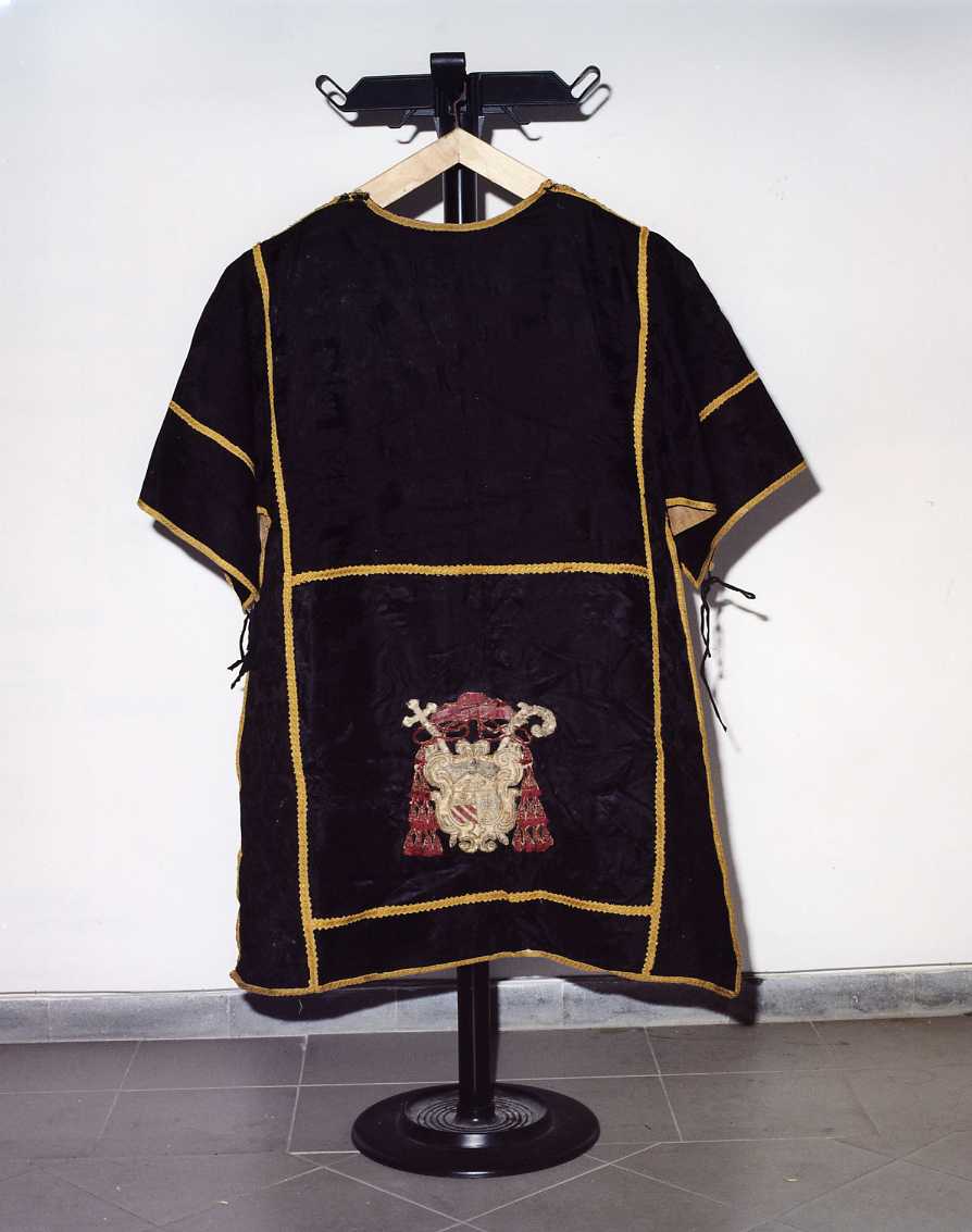 tunicella - manifattura campana (primo quarto sec. XVIII)