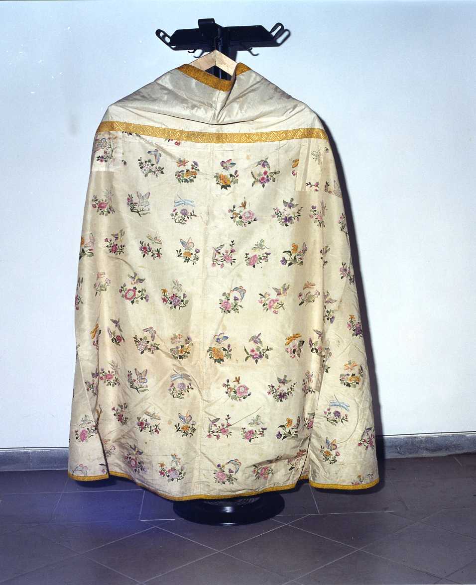 piviale - manifattura campana (sec. XIX)