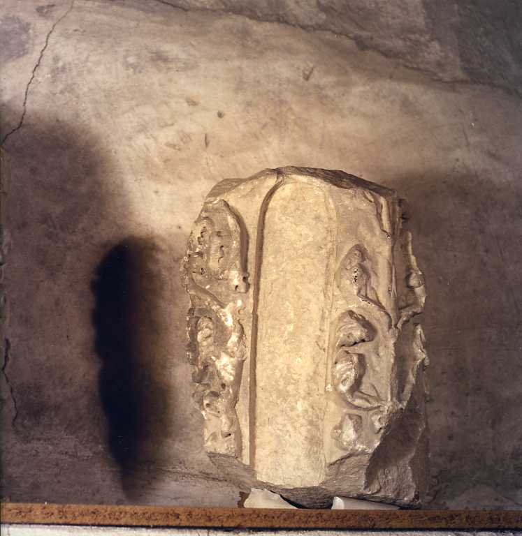 scultura, frammento di Nicola Monteforte da (prima metà sec. XIV)