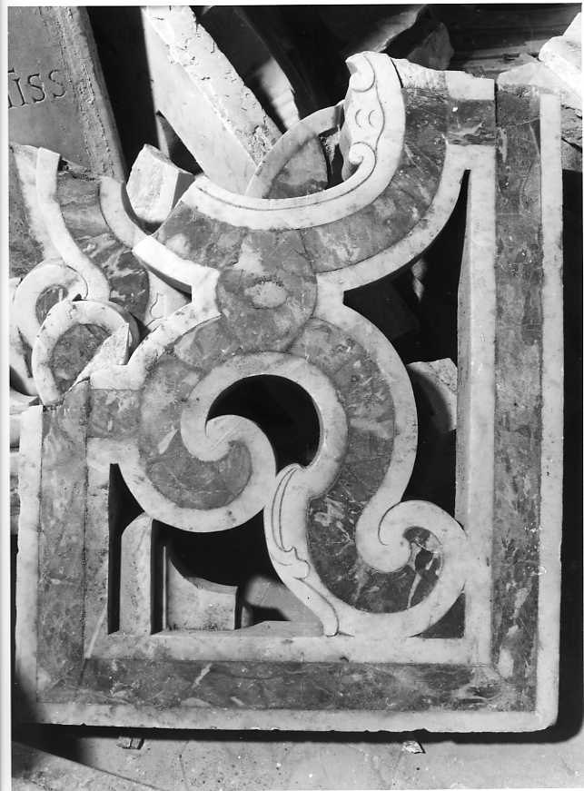 balaustrata, frammento - bottega campana (sec. XVIII)