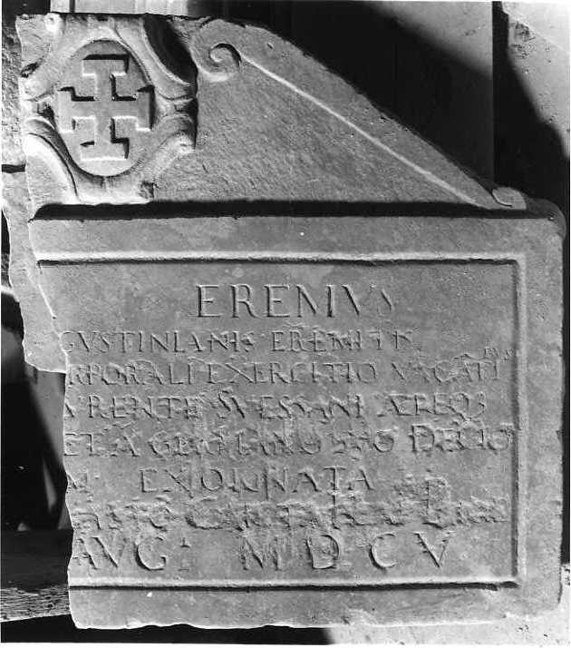 lastra tombale, frammento - bottega campana (sec. XVII)