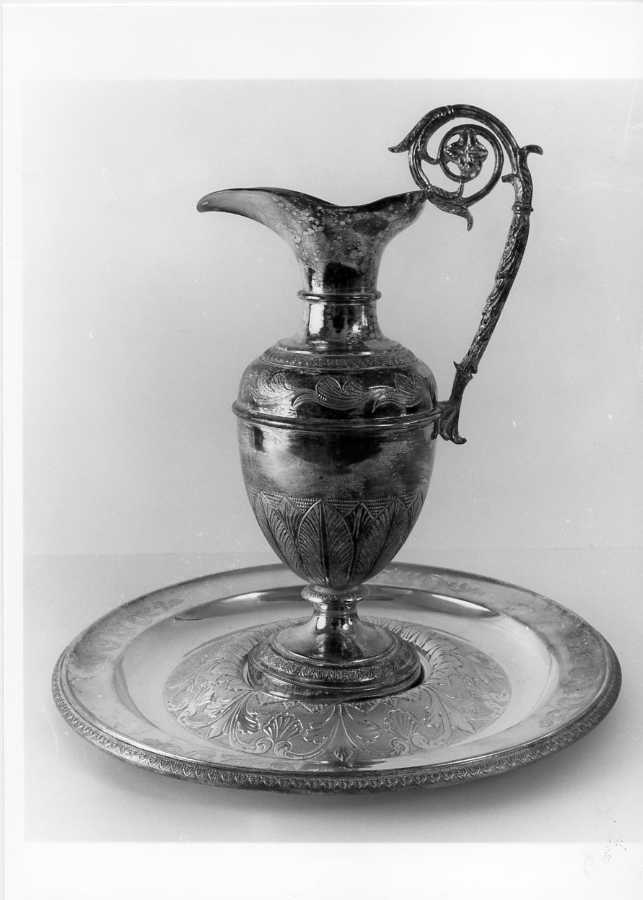 piatto - bottega campana (sec. XIX)