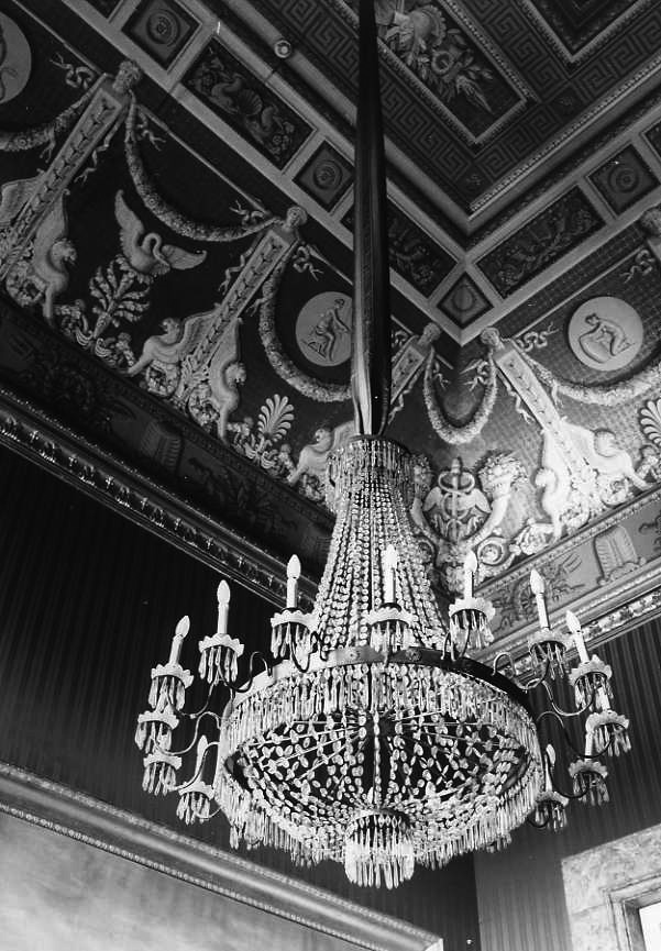 lampadario, serie - bottega campana (prima metà sec. XIX)