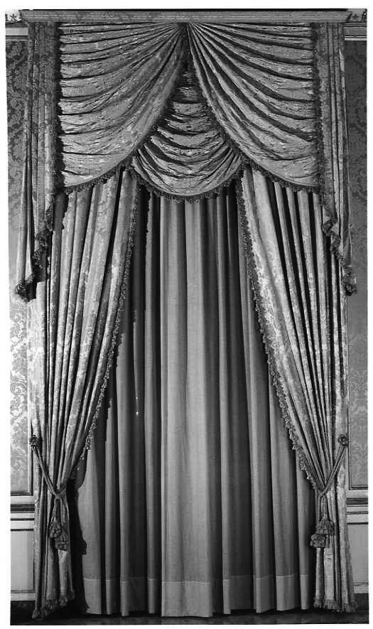 tendaggio, coppia - manifattura campana (sec. XIX)