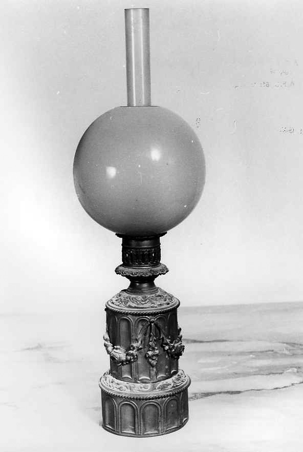 lampada ad olio - bottega campana (prima metà sec. XIX)