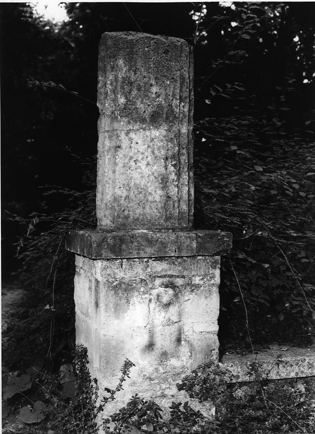 colonna, frammento - bottega campana (sec. XVI)