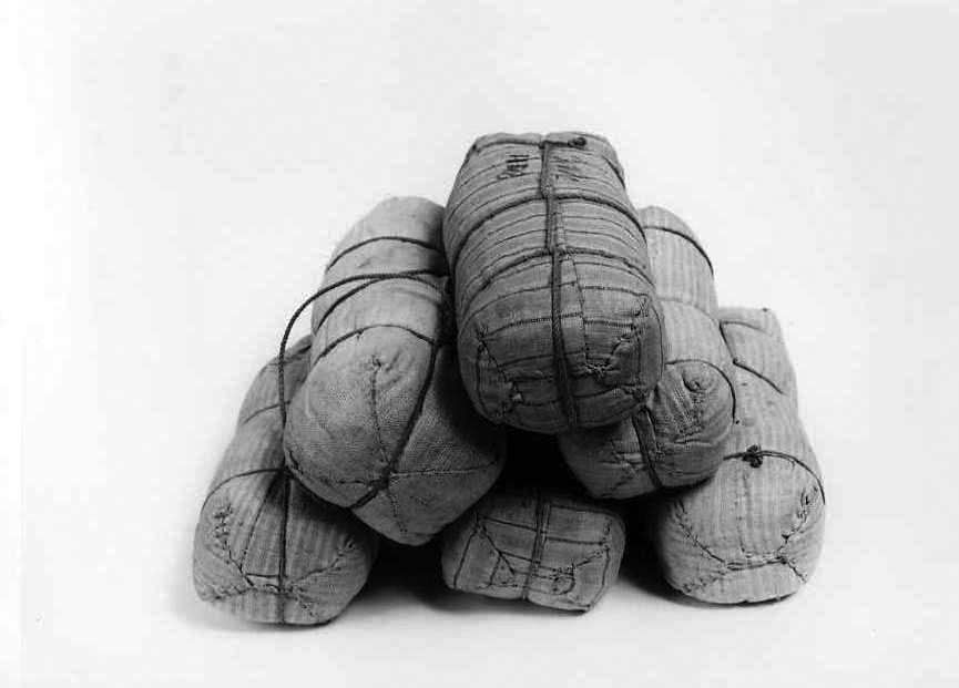 sacchetto, insieme - manifattura campana (sec. XIX)