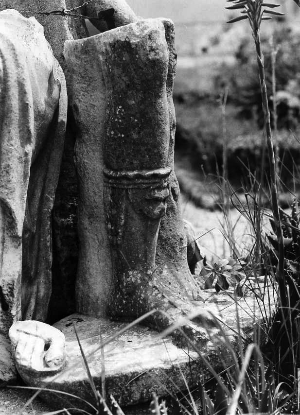 scultura, frammento - bottega campana (inizio sec. XVI)