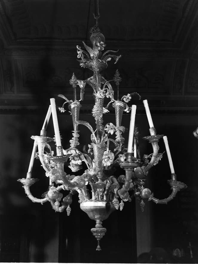 lampadario di Vetreria Salviati (sec. XVIII)